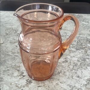 Vintage 1920/30’s pink depression glass pitcher